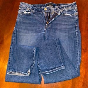 Lucky brand straight leg blue jeans